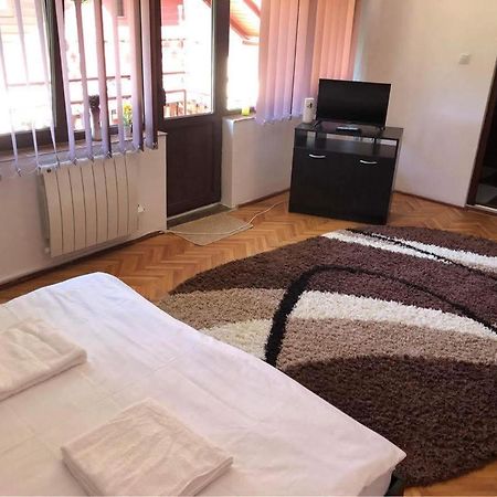 Kral Villa Совата Екстер'єр фото